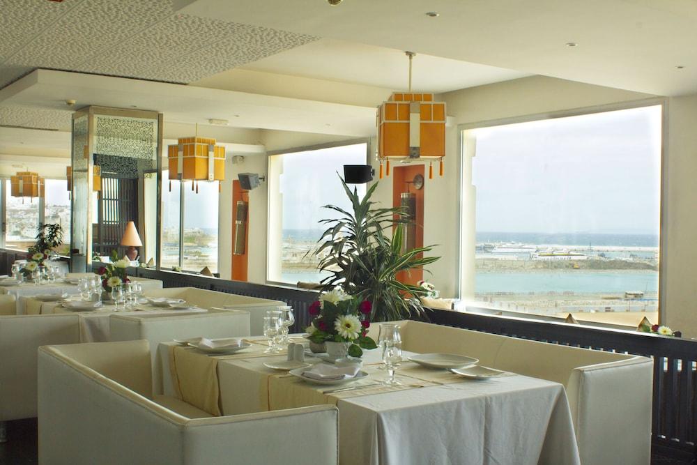 Готель Barcelo Tanger Екстер'єр фото Restaurant