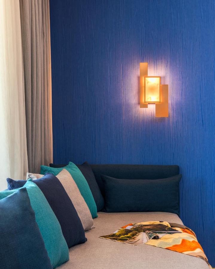 Готель Barcelo Tanger Екстер'єр фото A wall light